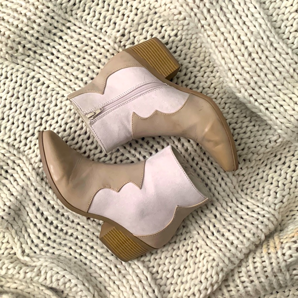 QUPID ANKLE BOOTS